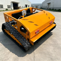 Machinerie agricole : Tondeuses à gazon à braquage zéro à moteur essence et tondeuses à gazon télécommandées à moteur essence.