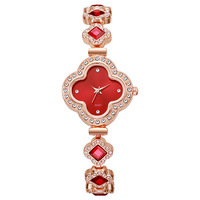 Vente chaude Tiktok Live Streaming Femmes Casual Bracelet En Acier Inoxydable Montre À Quartz Polyvalent Trèfle À Quatre Feuilles Bracelet Uhren