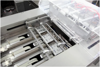 Ligne de production de machines d'emballage de sachets à fermeture sur quatre côtés entièrement automatiques à commande PLC haute vitesse pour aliments en granulés et en poudre
