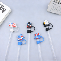 Breloques de paille personnalisées en gros de 10 mm pour gobelets, breloques de paille patriotiques du 4 juillet en PVC en vrac, OEM faible MOQ