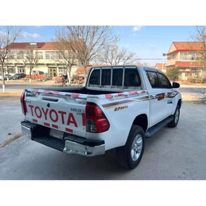 Voiture d'occasion <span class=keywords><strong>Toyota</strong></span> <span class=keywords><strong>Hilux</strong></span> 2015, conduite à gauche, 4 portes, 5 places, pick-up, faible kilométrage, essence, intérieur foncé, automatique, LHD - Product Image 3
