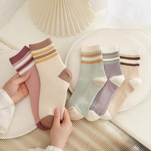 Women's Mid Calf <b>Socks</b> Color Block Striped Breathable Loose Fit Casual All Season <b>Socks</b> For Spring Autumn <b>Winter</b> - Product Image 4