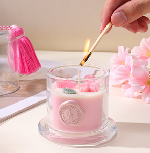 Ensemble artisanal de bougie parfumée rose et diffuseur à bâtonnets - Bougie élégante en verre avec pompon, coffret cadeau pour mariage et anniversaire - Product Image 4