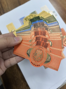 Customized Logo CMYK Print Wrap Around Cigar Bands <strong>Texture</strong> <strong>Paper</strong> 7 <strong>Types</strong> Gold Foil Embossed Cigar Rings Without Glue - Product Image 6