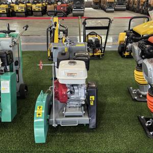 Scie à béton automatique puissante haute efficacité pour chantier de terre et d'asphalte puissance 13hp profondeur de coupe 18cm - Product Image 2