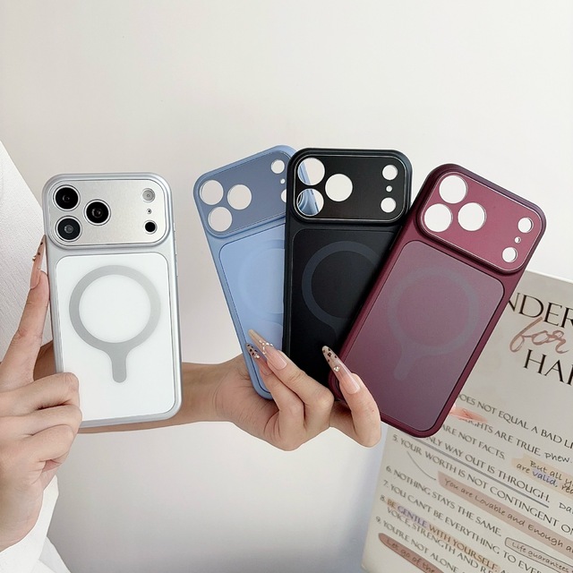 New racket-style magnetic phone case trendy cherry red high-grade  for iPhone 18 PRO MAX 16 PRO 13/14 and 17