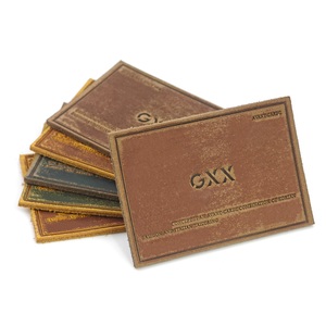 Étiquette en cuir véritable personnalisée, embossée, avec logo personnalisé pour sacs, sacs à main et vêtements - Product Image 4