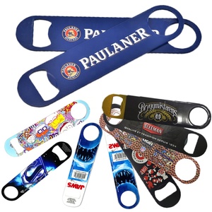 Abridor de Botellas de Metal Personalizado con Forma de Botella de Cerveza, Diseño de Dibujos Animados, en Acero Inoxidable y Aleación de Zinc de Zhongshan - Product Image 1