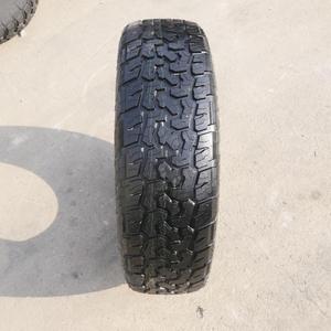Neumático Radial Sin Cámara LCH T-REX 205/70R15 96T Nuevo con Letras Negras ALL-TERRAIN T/A para Automóvil de Pasajeros - Product Image 1