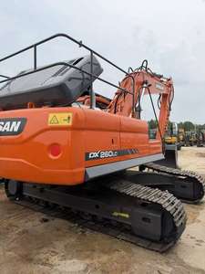 Excavatrice sur chenilles Doosan DX260LC d'occasion de 26 tonnes, bien entretenue, pour projets miniers et de terrassement, avec certifications CE et EPA, en stock - Product Image 1