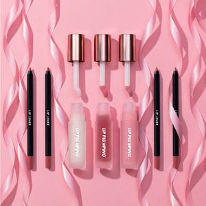 Bálsamo Labial Hidratante y Lápiz Delineador <span class=keywords><strong>de</strong></span> Labios Cosmético Set Personalizado <span class=keywords><strong>de</strong></span> Brillo y Delineador <span class=keywords><strong>de</strong></span> Labios con Efecto Volumen <span class=keywords><strong>de</strong></span> Marca Privada - Product Image 1