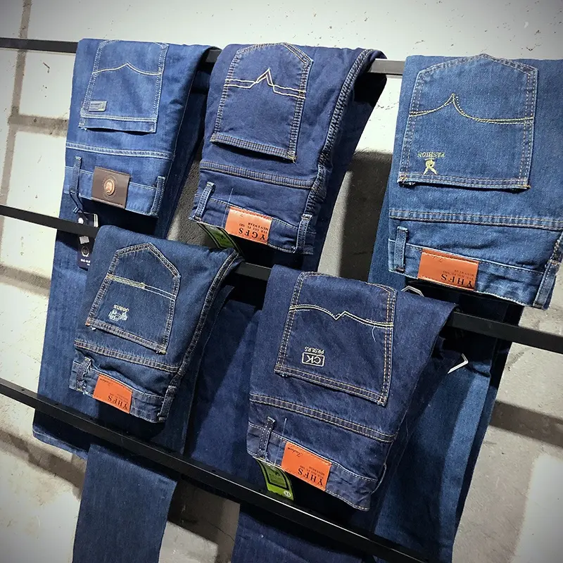 Calças jeans masculinas, liberação de estilos novos, venda imperdível