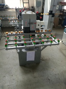 เครื่องเจียรขอบกระจกแบบสายพาน ฟังก์ชั่นเจียรขอบกระจก 45 องศา ขจัดมุมแหลม เครื่องจักรแปรรูปกระจกแบบแมนนวล - Product Image 6