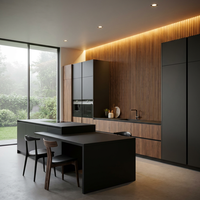 Ensemble complet d'armoires de cuisine personnalisées, armoire de rangement moderne modulaire avec îlot central, plan de travail en pierre frittée et évier