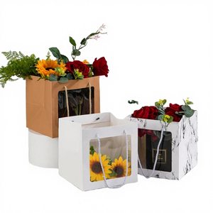 Bolsas de Compras de Cartón con Ventana Cuadrada Clásicas Hechas a Mano con Papel Kraft Reciclado, Bolsas de Regalo Ecológicas para Ropa y Juguetes - Product Image 4