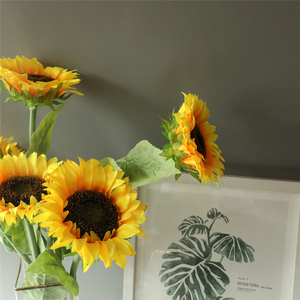Flor Artificial <span class=keywords><strong>de</strong></span> tallo largo para decoración <span class=keywords><strong>de</strong></span> fiesta <span class=keywords><strong>de</strong></span> boda, <span class=keywords><strong>girasol</strong></span> <span class=keywords><strong>de</strong></span> seda amarilla eterna <span class=keywords><strong>de</strong></span> plástico, venta al por mayor - Product Image 4