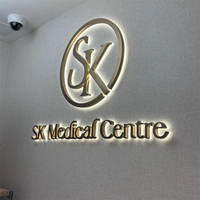 Letrero Luminoso Personalizado con Logotipo Dorado, Letrero LED para Empresa, Canal de Acero Inoxidable, Letrero Comercial para Interiores y Exteriores