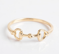Bague empilable minimaliste en acier inoxydable 316L délicat, cadeau pour les amoureux des chevaux, cadeau pour petite amie, bague mors de rêne dorée