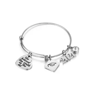 2021 regalo di laurea personalizzato inciso a disco rotondo braccialetti con ciondoli e bracciale in acciaio inossidabile regolabile alex e ani bangle