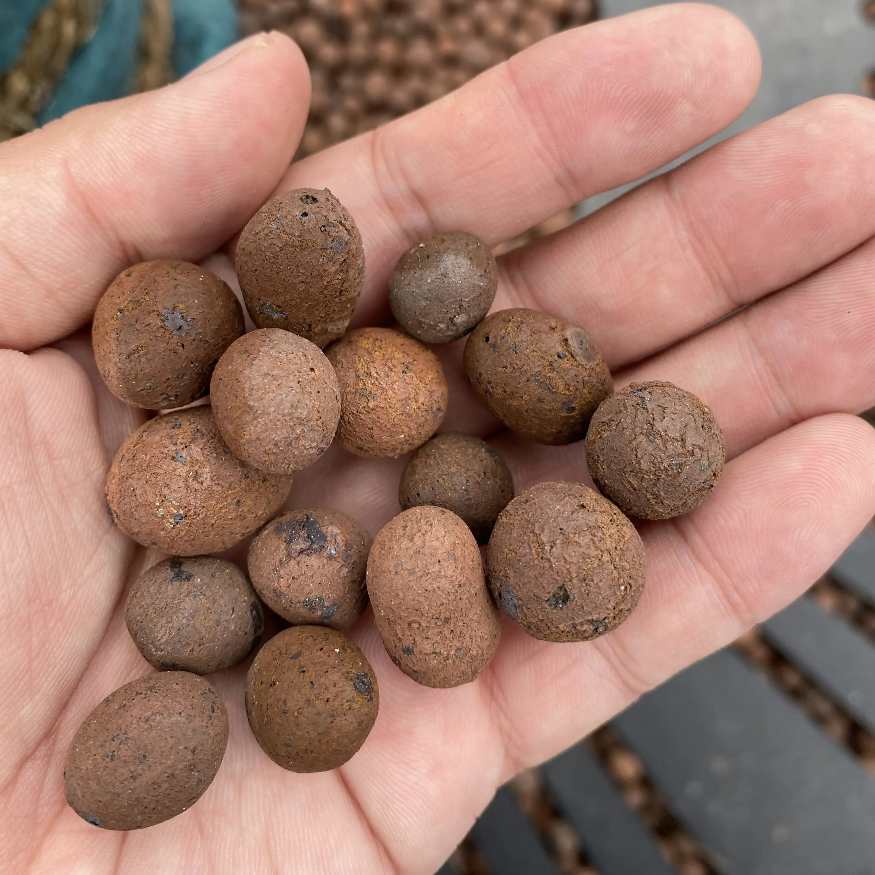 High Quality Hydro Leca Balls Ceramsite Clay Pebbles for Landscaping Garden Decorative material