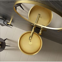 Évier de salle de bain de luxe à design en arc circulaire, avec drain escamotable, finition or brossé, à poser au sol, fabriqué à Kaiping
