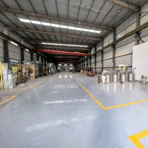 Bồn trộn và chứa chất lỏng màu thép không gỉ dùng trong hóa chất tinh chế, có bộ khuấy - Product Image 5