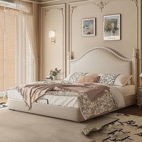 Lit en bois massif, lit avec tête de lit capitonnée de style rétro américain, lit double avec rangement de style mid-century, lit à base surélevée pour chambre principale
