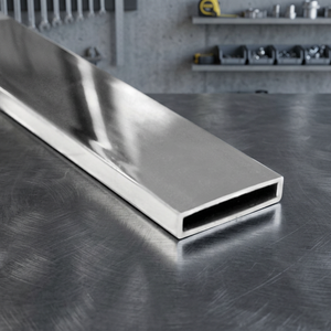 Tubos y tuberías rectangulares de acero inoxidable para ingeniería, construcción y fabricación - Product Image 1