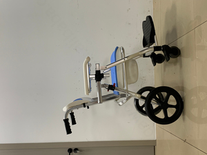 Silla de inodoro portátil plegable 3 en 1 patentada para equipo de seguridad de baño - Product Image 2