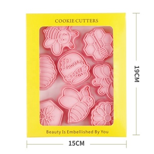 Lot de 8 <span class=keywords><strong>emporte</strong></span>-pièces 3D faits main en forme de pot de miel d'<span class=keywords><strong>abeille</strong></span>, outils de pâtisserie DIY pour la cuisine, découpoirs à biscuits <span class=keywords><strong>abeille</strong></span> pour vos créations - Product Image 4