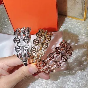 European and American Personalized Diamond Layered Handicraft Pig Nose Bracelet Women's Fashion Advanced Handicraft