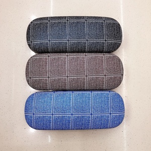 Porta gafas occhiali de colores sólidos, estuche para gafas con logotipo personalizado, con impresión óptica - Product Image 1