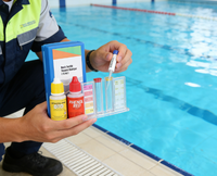 Meilleures ventes : Kit de test de qualité de l'eau de piscine 2-en-1 (pH et chlore) avec flacon de recharge