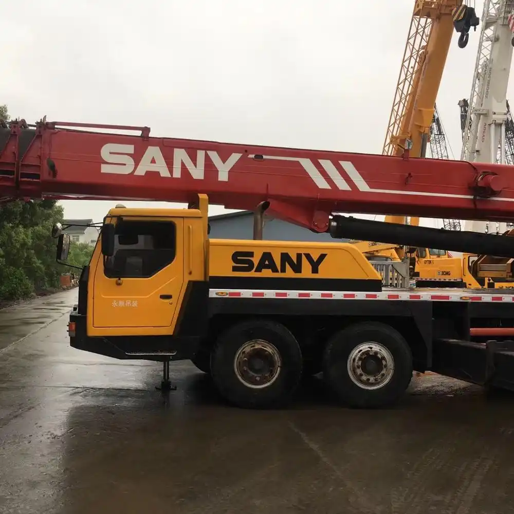 ประสิทธิภาพสูงใช้สภาพเดิม Sany STC500 50ตันรถบรรทุกเครนขาย