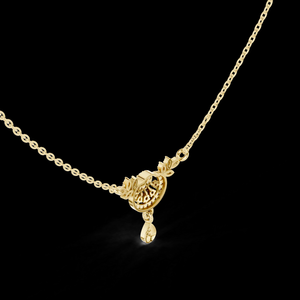 Pendentif en forme de croissant de lune en or rose avec chaîne à maillons, plaqué or, bijoux élégants et luxueux - Product Image 6