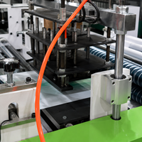 Machine à fabriquer des sacs en polyéthylène (PE) biodégradable à 100 %, série SF-D, à rouleaux continus, avec deux servomoteurs
