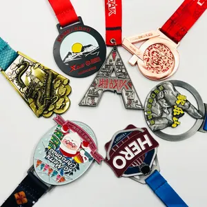 Özel spor madalya metalik demir çinko alaşım koşu maraton madalya ve kupa kordon ligi boyun futbol mucizevi