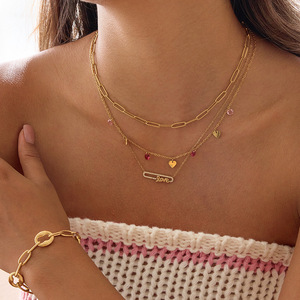 Collar con colgante de letra de amor, chapado en oro de 18 quilates con diamantes de imitación, para mujer, regalo, joyería, collares de cuentas a la moda - Product Image 3