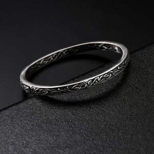 Bracelet en acier inoxydable vintage à motif végétal sculpté pour homme, style nordique, nœud triangulaire viking, rune Odin <span class=keywords><strong>Aegis</strong></span>, bijoux punk - Product Image 3