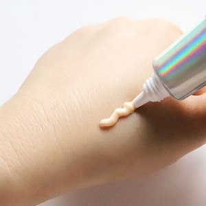 Apprêt de maquillage pour fard à paupières imperméable à l'eau longue durée Apprêt liquide mat pour le maquillage des <span class=keywords><strong>yeux</strong></span> - Product Image 2