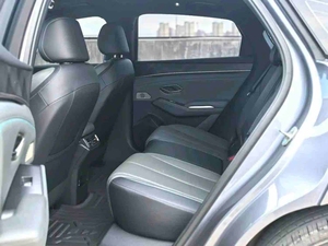 BYD Qin L DM-i Berline Hybride Rechargeable EV Haute Vitesse 5 Places Longue Autonomie Véhicule à Énergie Nouvelle AWD Voiture d'<span class=keywords><strong>Occasion</strong></span> - Product Image 5