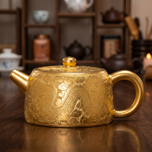 กาน้ำชาทองคำแบบจีนโบราณ ลายมังกร กาโลหะมีฝาและหูจับ - Product Image 3