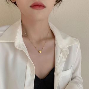 ขายส่งสร้อยคอทองคำ 18K รูปหัวใจ สร้อยคอแฟชั่นรูปหัวใจสำหรับผู้หญิง สร้อยคอเคลือบ PVD - Product Image 2