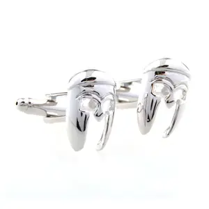 Wholesale Silver Metal Face Stylish Novelty Cufflinks Custom Men Business Suit Shirt Party Tuxedo Fashion Jewelry Gift Cufflinks