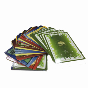 Boîte <span class=keywords><strong>de</strong></span> jeu personnalisée en usine, emballage en feuille, papier d'art imprimé, cartes à collectionner avec logo brodé pour les cartes - Product Image 1