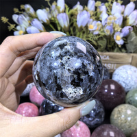Sphère de rubis naturel poli, coquille de jaspe kiwi, pierre de préhnite, zoïsite, boule de cristal de quartz fraise pour la décoration intérieure