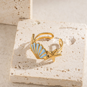 2025 Vente chaude Summer Ocean Series Bague ouverte étoile de mer et conque en acier inoxydable or 18 carats - Product Image 1