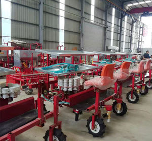 Planteur de semis manuel monté sur tracteur, transplanteur à main avec une grande efficacité - Product Image 6