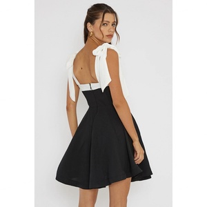 Vestido Mini Casual de Vacaciones con Escote Cuadrado, Sin Tirantes, Diseño Abierto en la Espalda, Estilo Sexy y Envolvente en el Pecho - Product Image 4