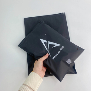20x30cm Recyclable Black Resealable <b>Zip</b> Lock <b>Bag</b> Summer Casual Wear Thin Breathable Clothes Packaging Pouch Zipper <b>Bags</b> - Product Image 3